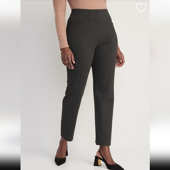 ⭐️40% Off⭐️ Old Navy Extra High-Waisted Stevie Straight Ank Pants in Dark Grey